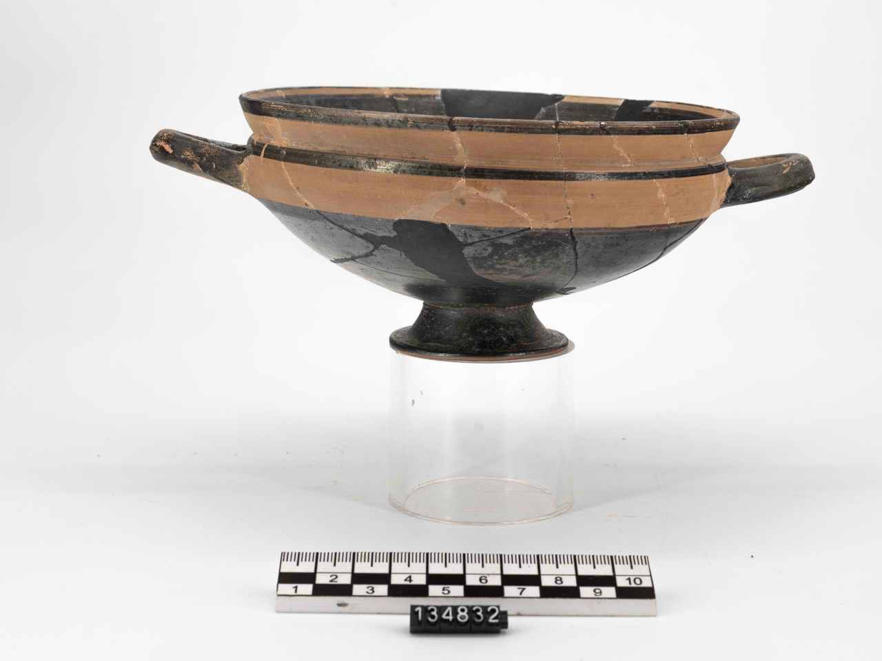 coppa (fine SECOLI/ V a.C)