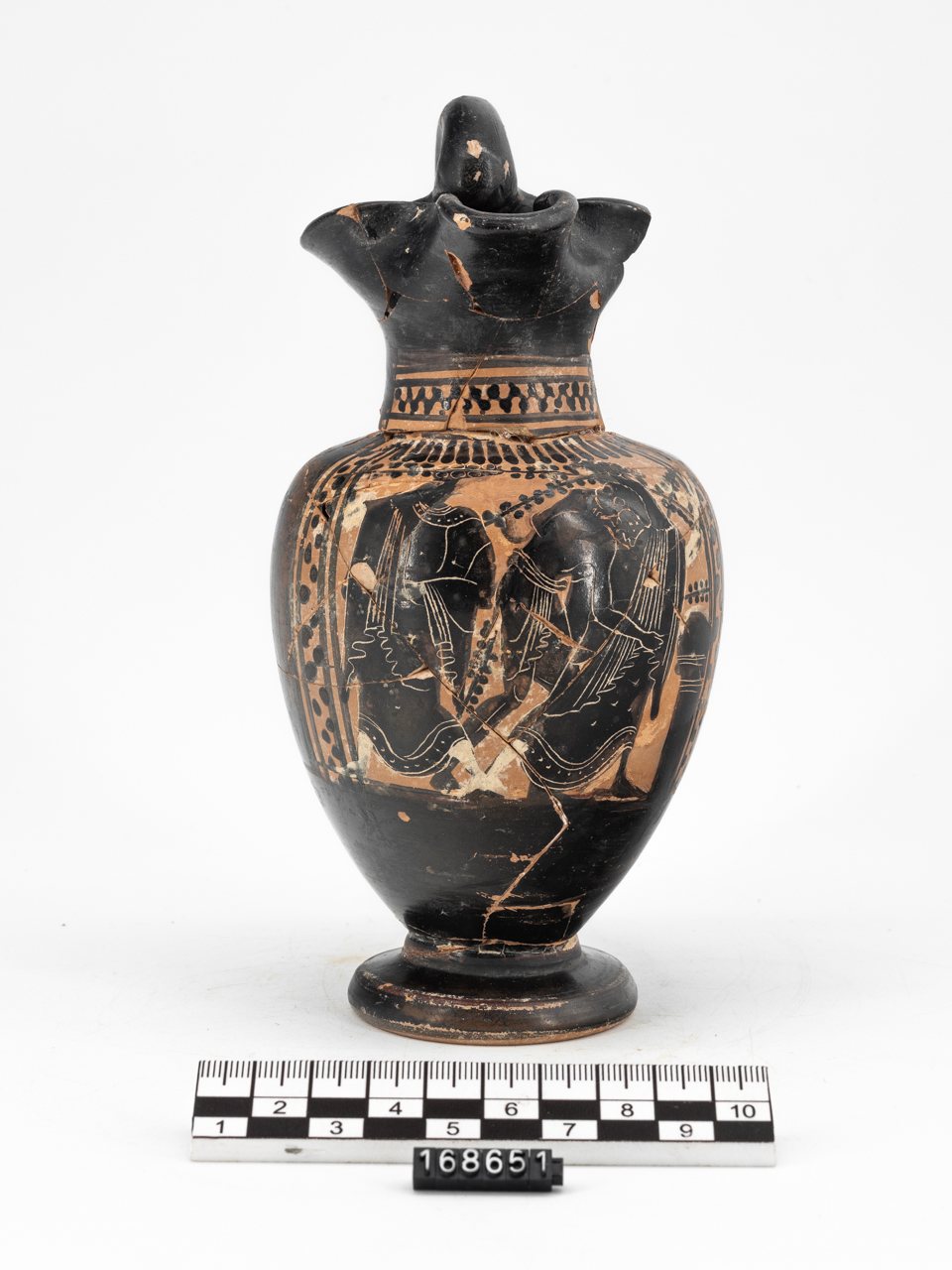 oinochoe - lucano (SECOLI/ VI a.C)
