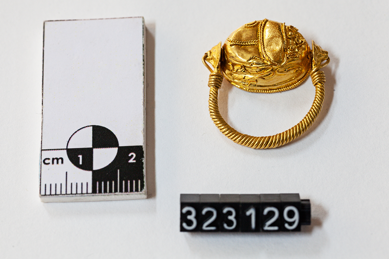 anello/ digitale - Produzione magnogreca (fine/ inizio IV a.C.-III a.C)