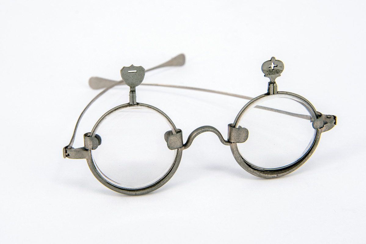 occhiali (sec. XX)