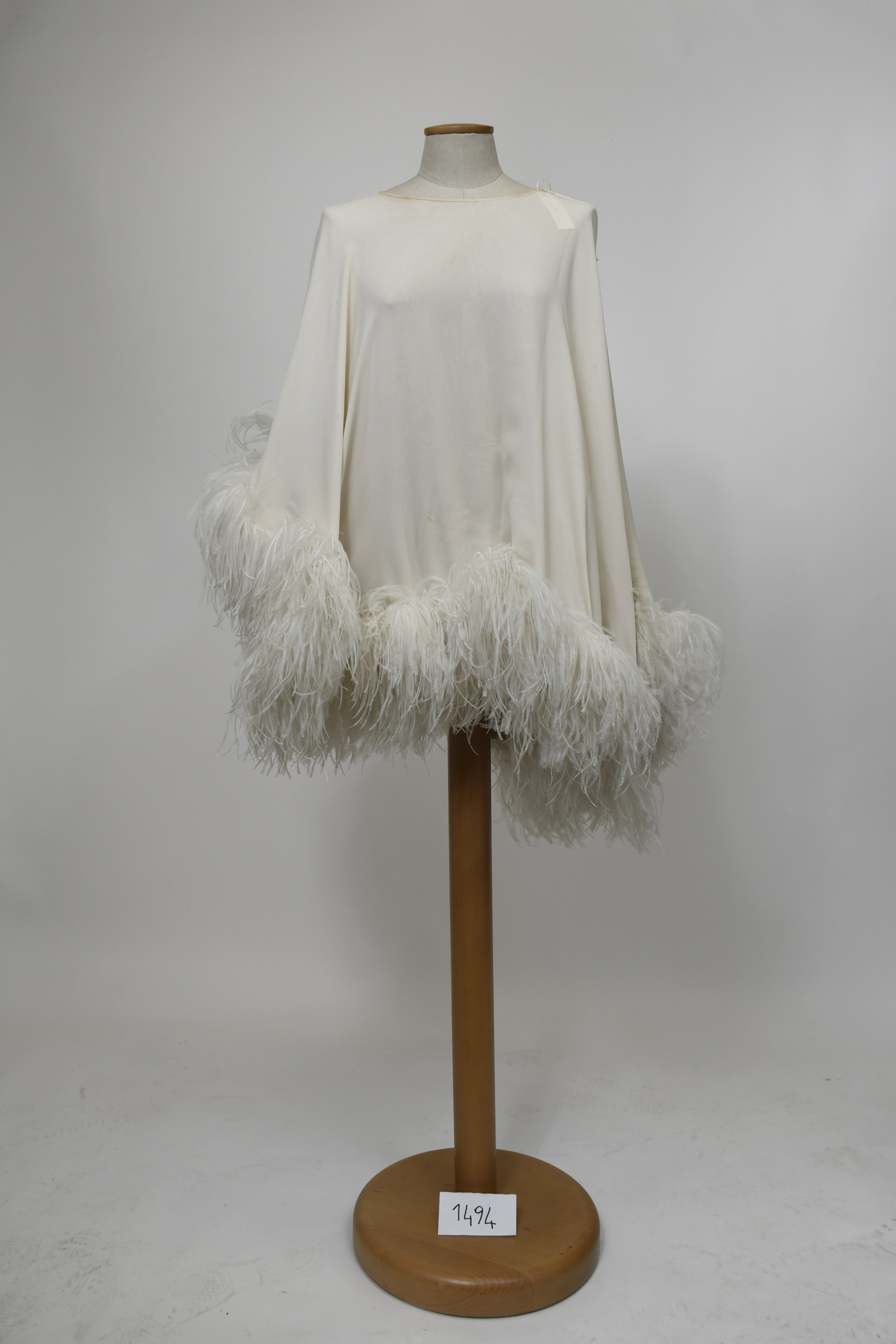 mantellina, civile, da sera, femminile - manifattura italiana (terzo quarto sec XX)