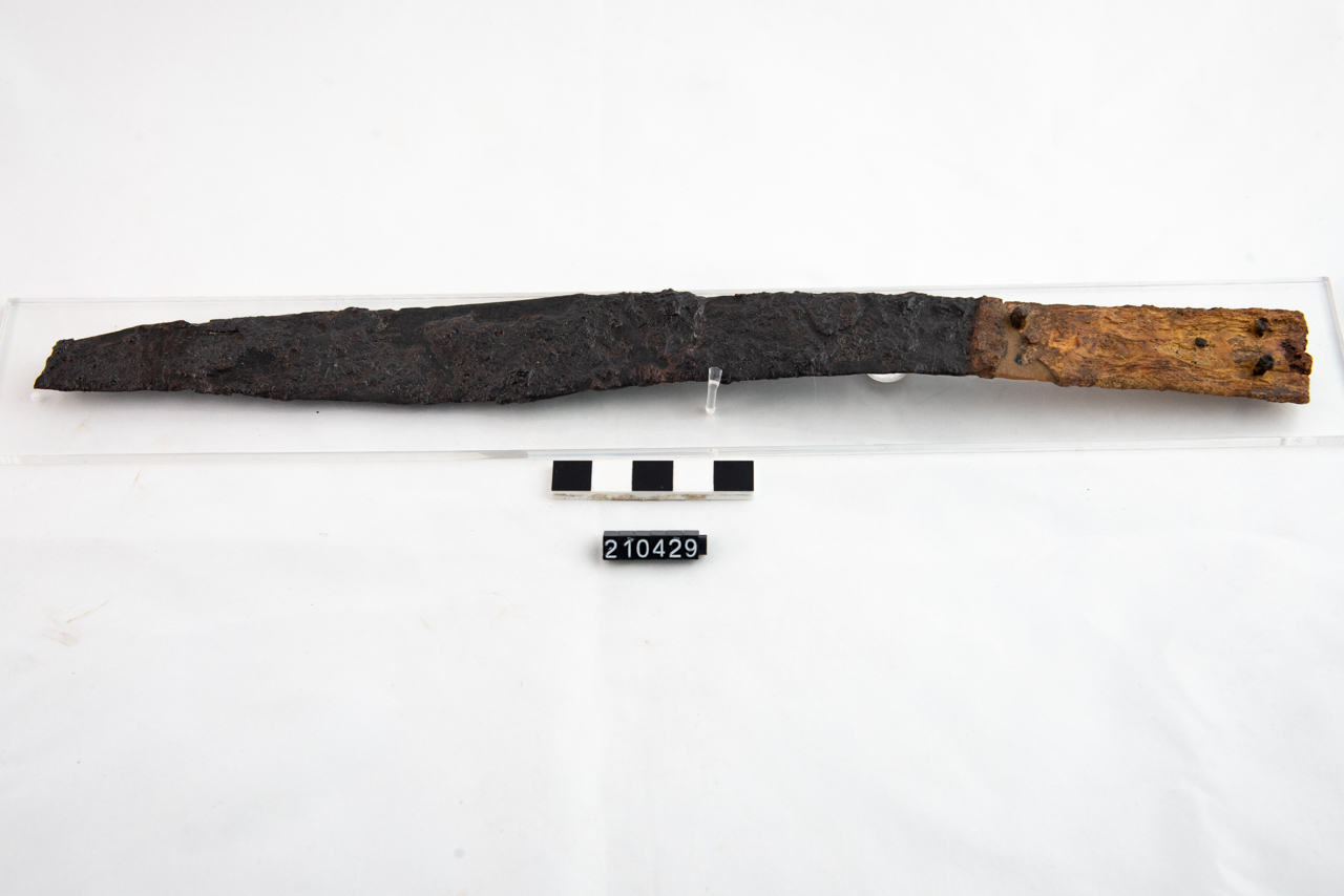 coltello - ambito greco (seconda metà SECOLI/ V a.C)