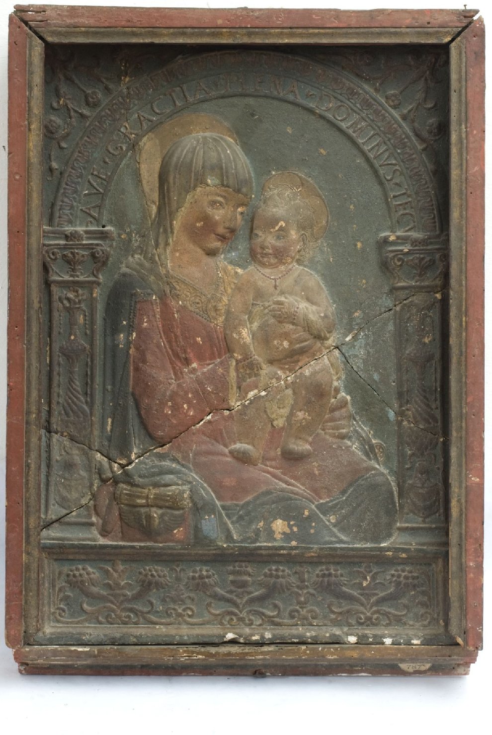 Madonna con Bambino (rilievo, opera isolata) di Gamberelli, Antonio detto Antonio Rossellino (maniera) (ultimo quarto sec. XV)