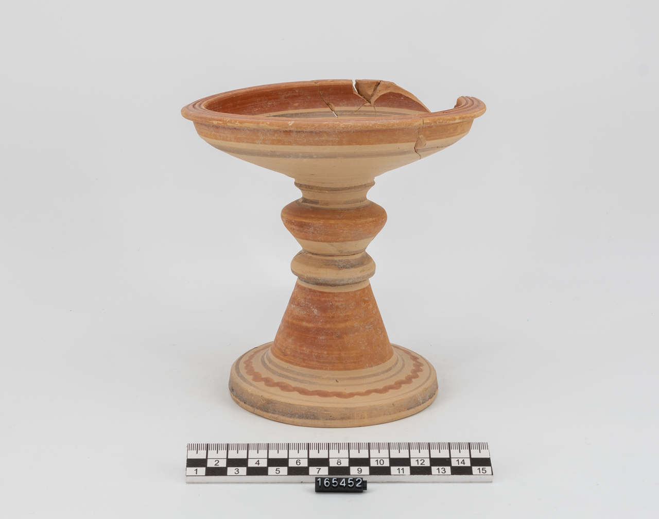 thymiaterion - Produzione peuceta (V a.C)