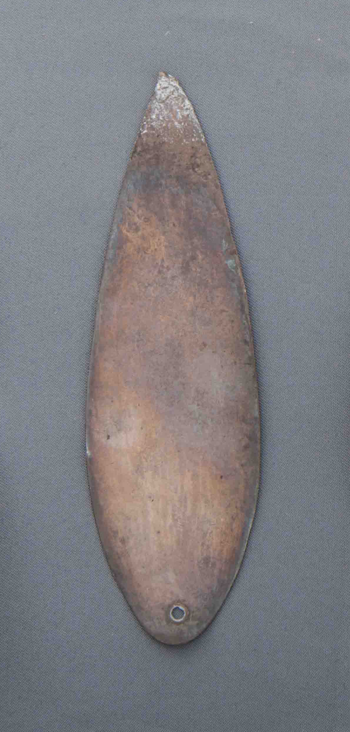 ex voto/ vegetale, Foglia d'argento (SECOLI/ V a.C)