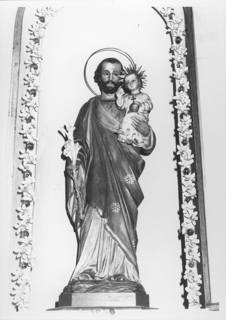 San Giuseppe e Gesù Bambino (gruppo scultoreo) di Zanazio Rosa (XX)
