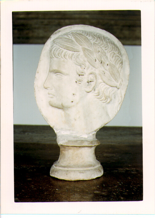 RITRATTO DI AUGUSTO (RILIEVO, SERIE) - AMBITO ITALIANO (SEC. XVI)