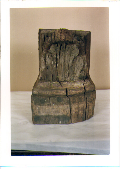 MENSOLA, ELEMENTO D'INSIEME (secc. XV/ XVI)