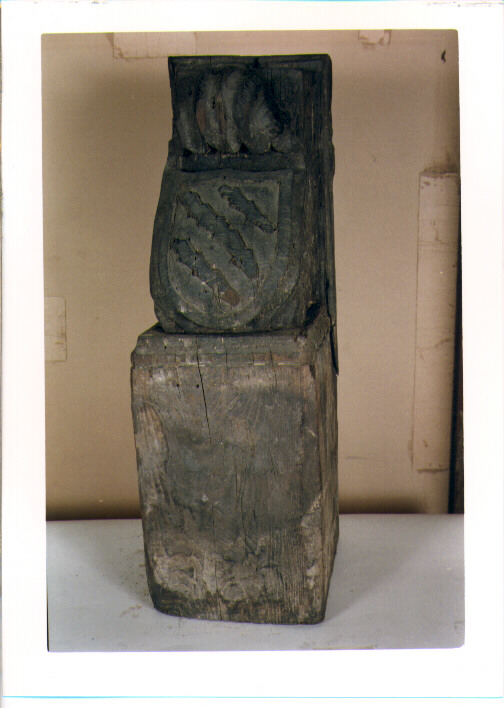 MENSOLA, ELEMENTO D'INSIEME (secc. XV/ XVI)