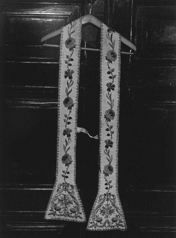 MOTIVI DECORATIVI FLOREALI (stola, elemento d'insieme) - manifattura ligure (prima metà sec. XVIII)