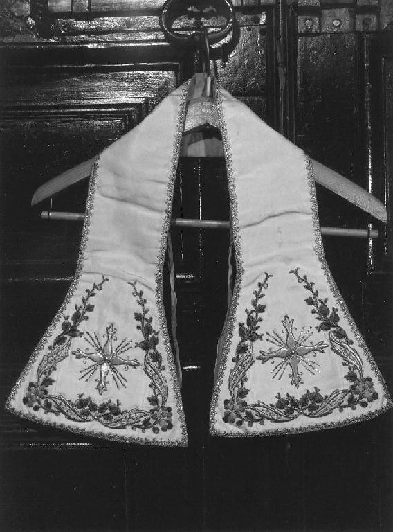 motivi decorativi floreali (manipolo, elemento d'insieme) - manifattura ligure (seconda metà sec. XIX)