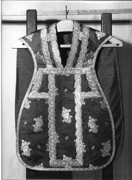 motivi decorativi floreali (pianeta, elemento d'insieme) - manifattura ligure (secondo quarto sec. XX)