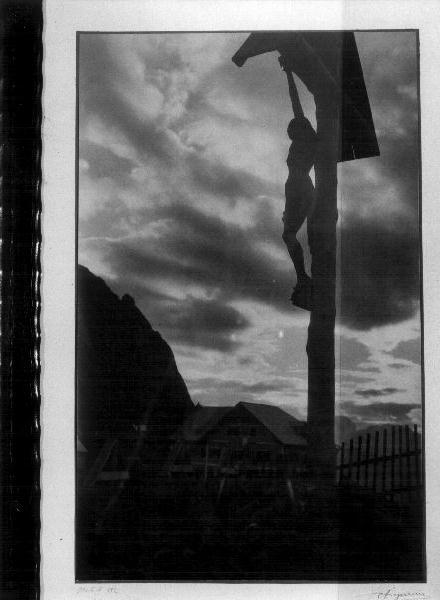 CRISTO IN CROCE (FOTOGRAFIA) - PRODUZIONE MILANESE (prima metà SEC. XX)