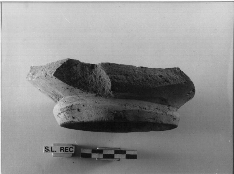 BACINO, frammento (SEC. XII/ XV)