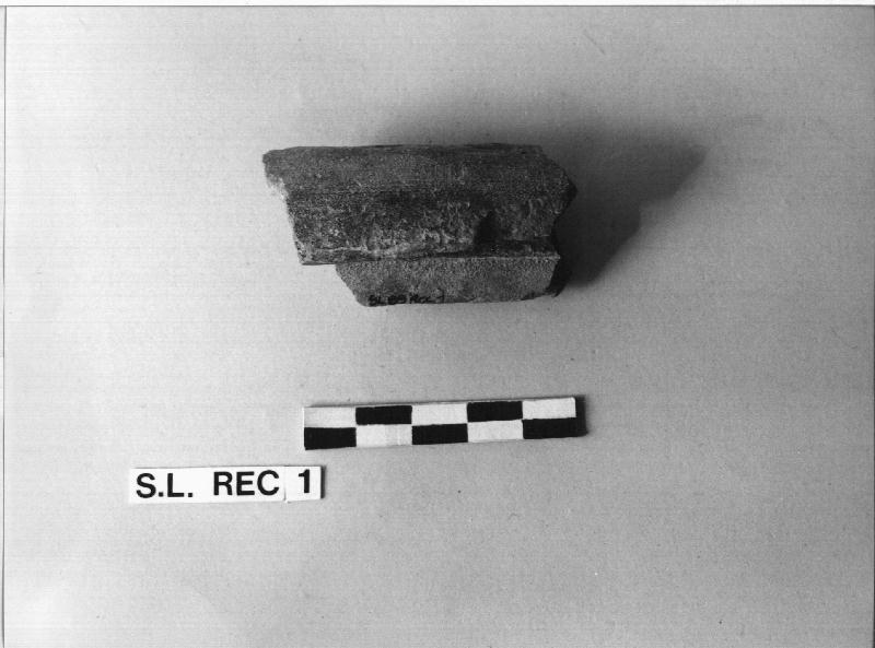 BACINO, frammento (SEC. XII/ XVI)