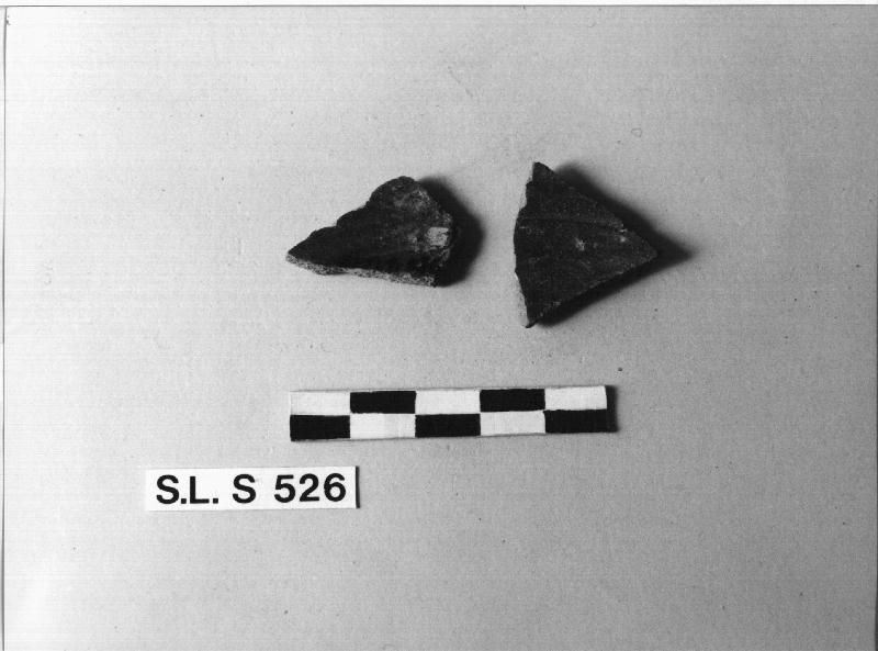 BOCCALINO/ DUE FRAMMENTI PERTINENTI (SEC. XII/ XV)