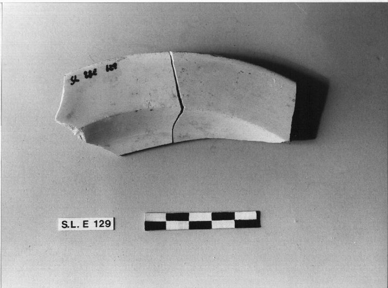 PIATTO/ DUE FRAMMENTI COMBACIANTI (secc. XVIII/ XIX)