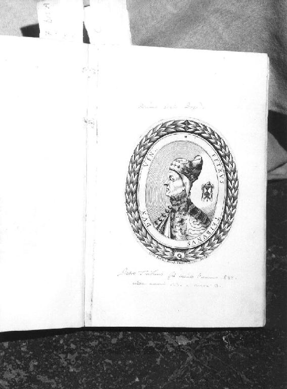 ritratto d'uomo di profilo (stampa, elemento d'insieme) di Piccini Pietro (sec. XVII)