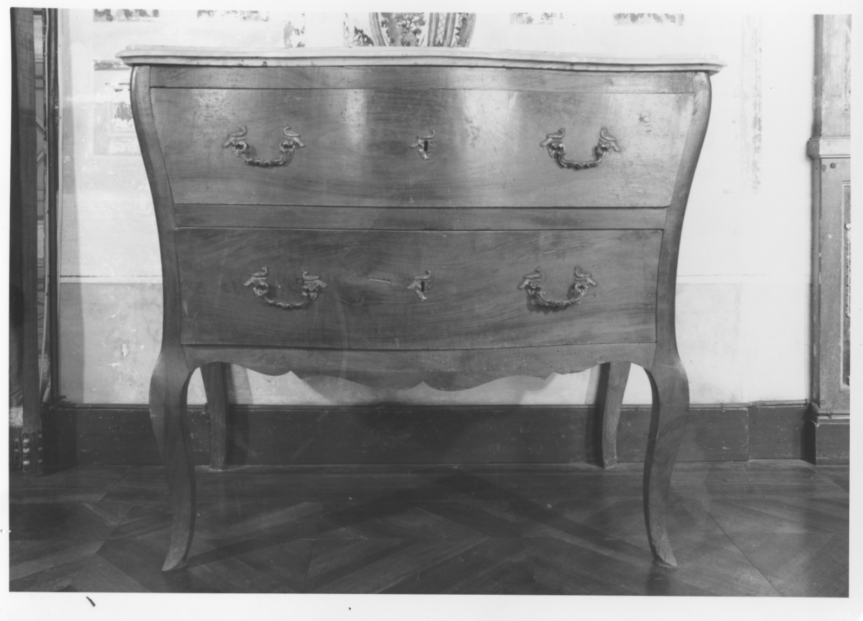 cassettone, serie - ambito piemontese (metà sec. XVIII)