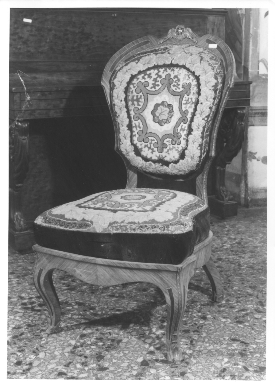 poltroncina, opera isolata - bottega piemontese (metà sec. XIX)