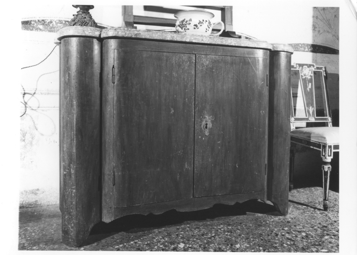 credenza, opera isolata - bottega piemontese (prima metà sec. XIX)