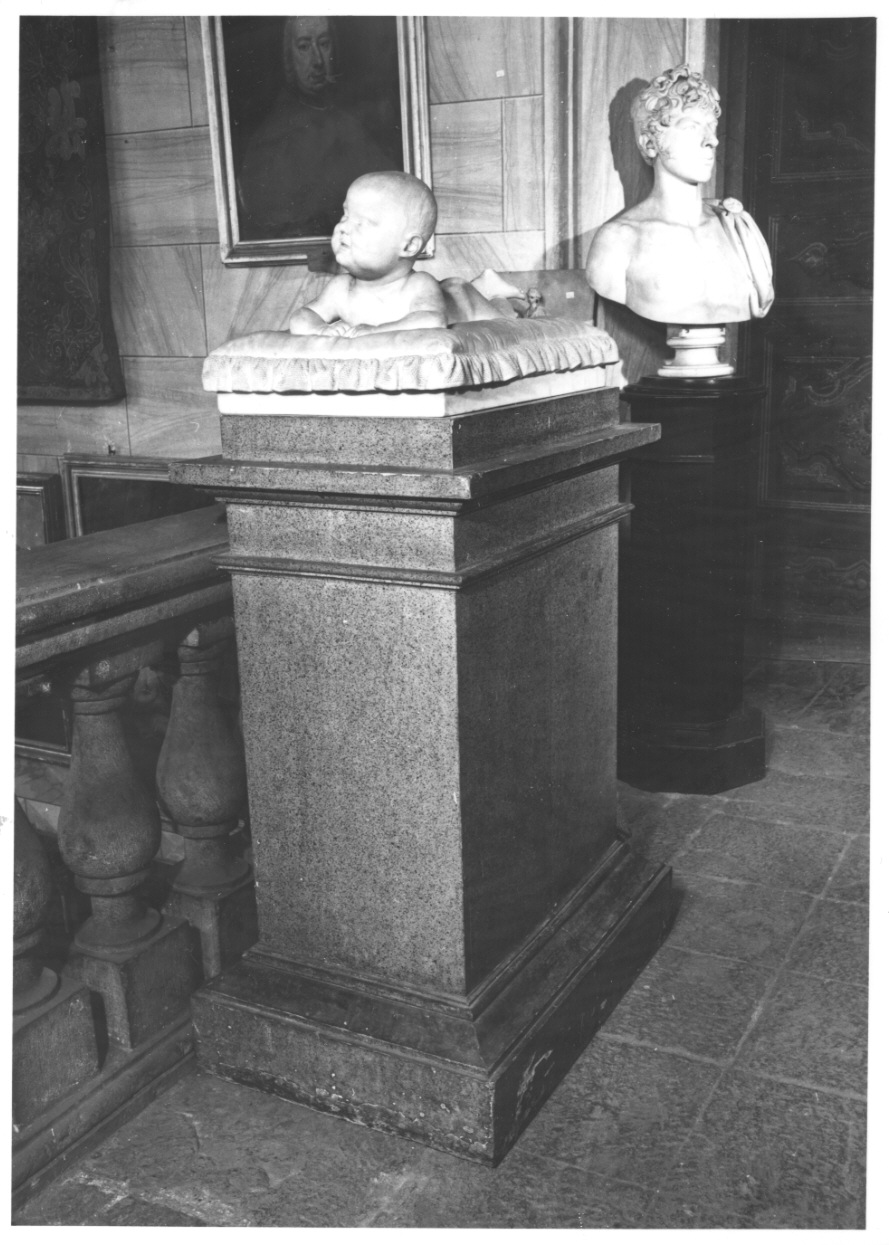 neonato su cuscino (scultura, opera isolata) - ambito piemontese (metà sec. XIX)