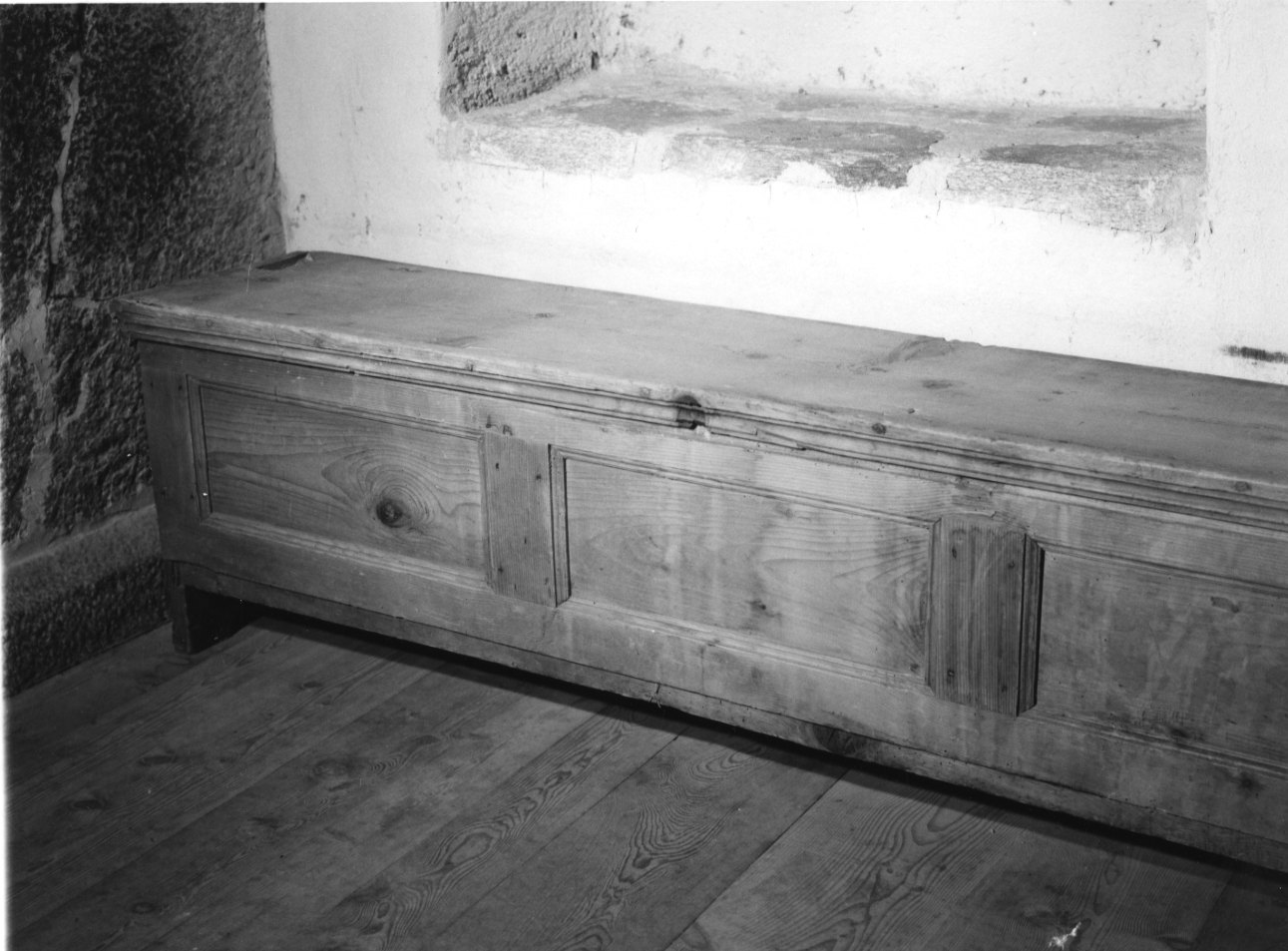 cassapanca - produzione formazzina (sec. XIX prima metà)