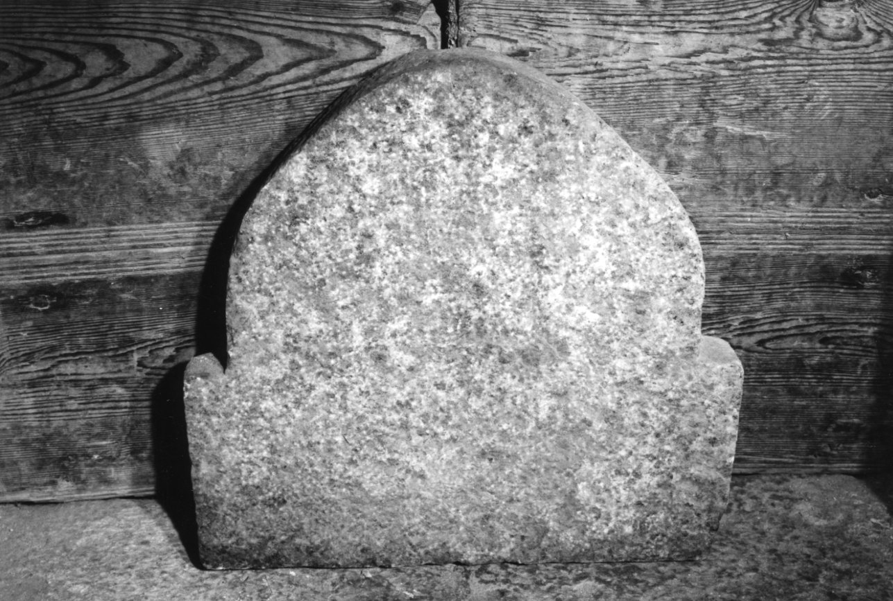 lapide - produzione ossolana (secc. XVII/ XVIII)