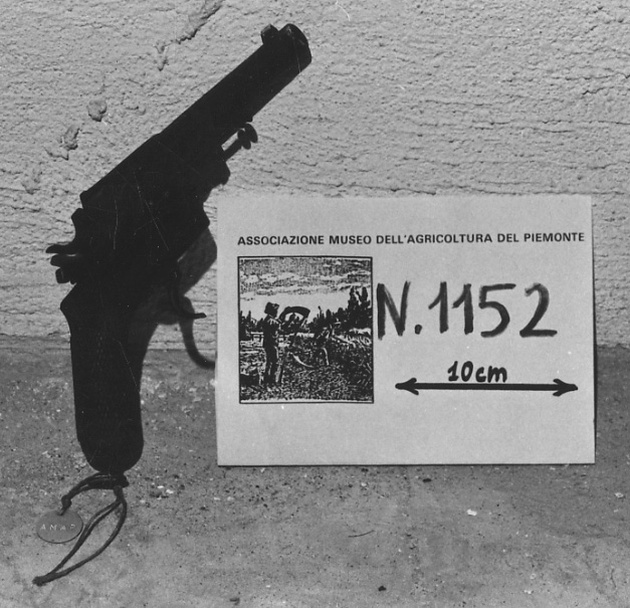 pistola - produzione italiana (sec. XX)