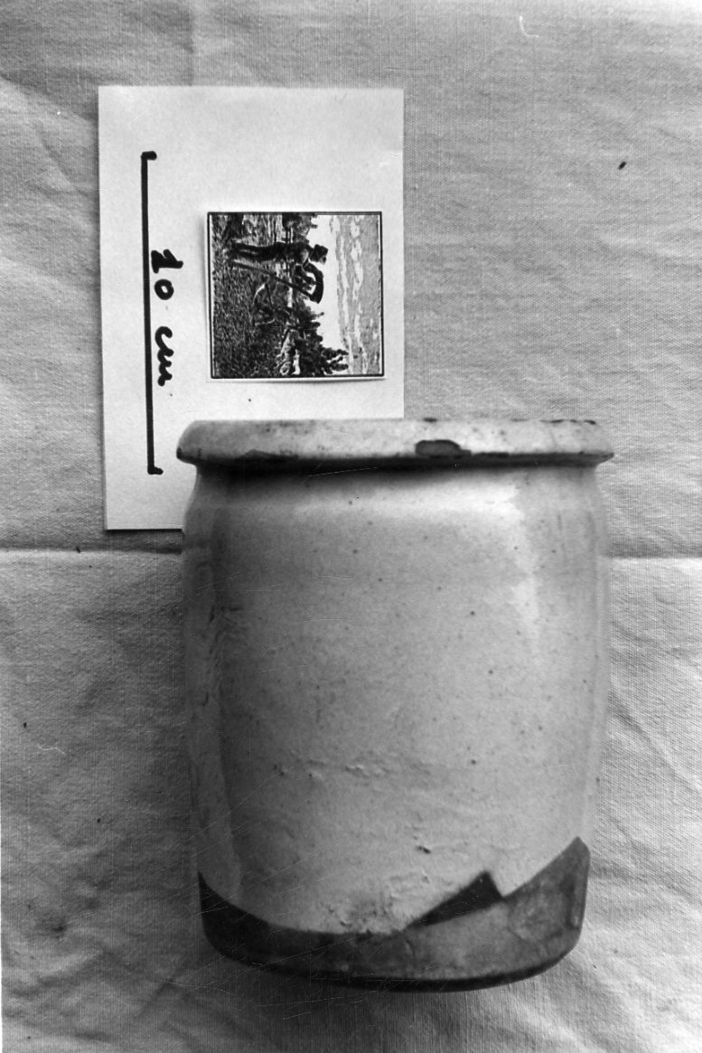 vaso - ambito astigiano (1890/ 1910)