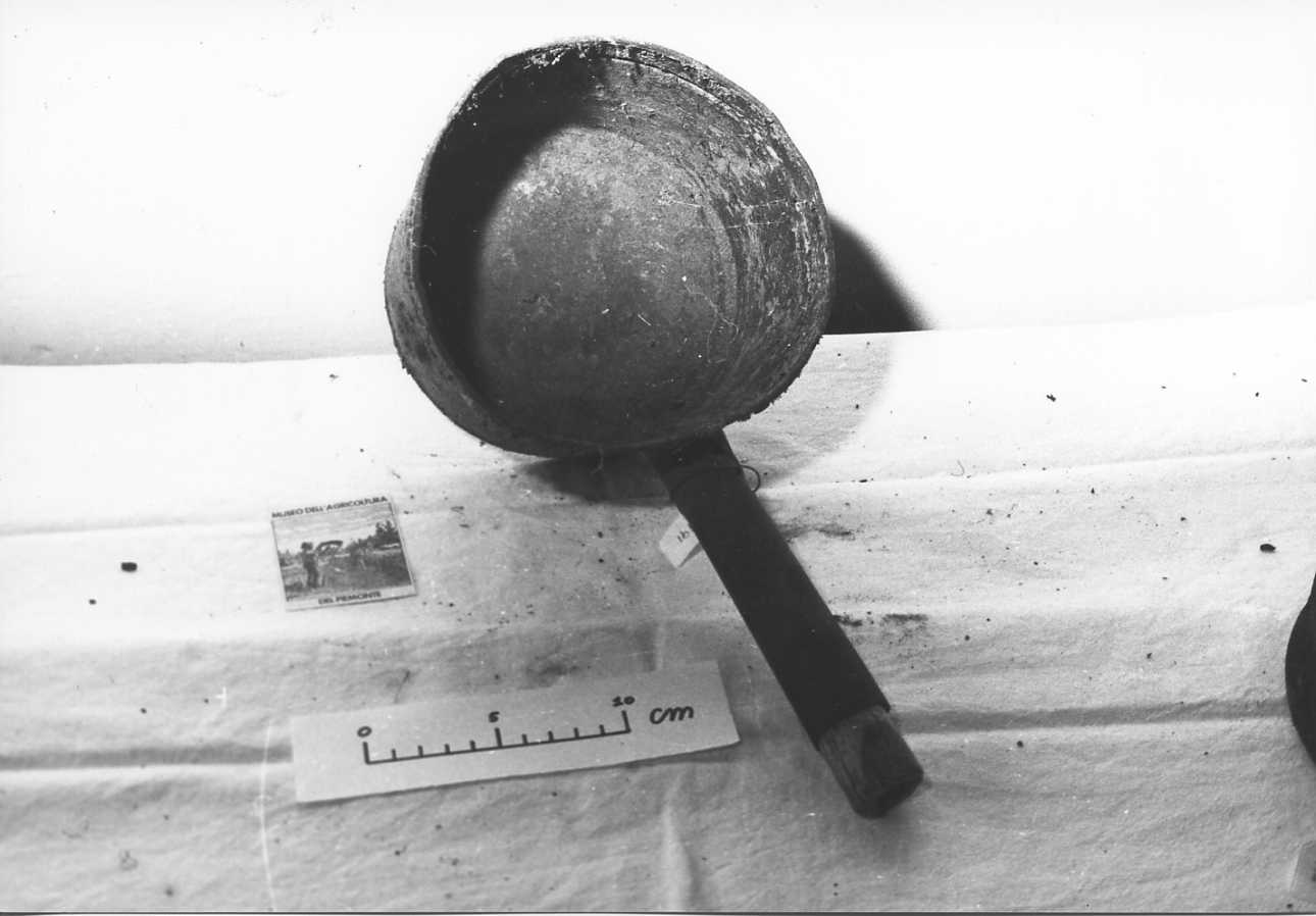 mestolo, da cantina - produzione piemontese (1930/ 1950)