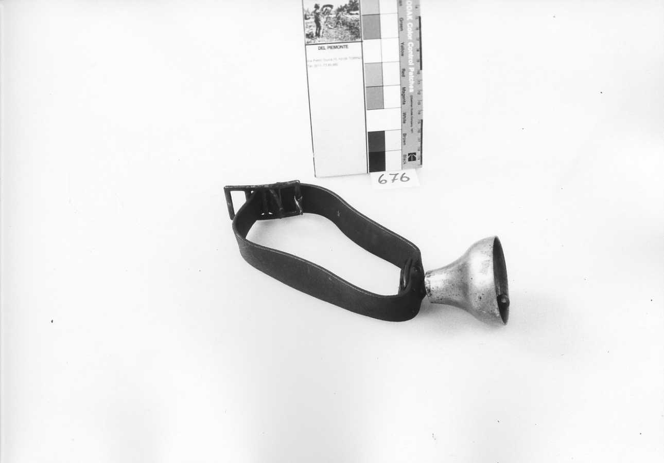 collare, per ovini - produzione italiana (secc. XIX/ XX)