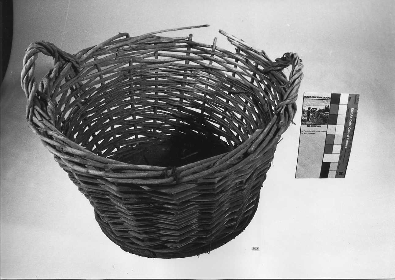 cesto, per damigiane - produzione italiana (secc. XIX/ XX)