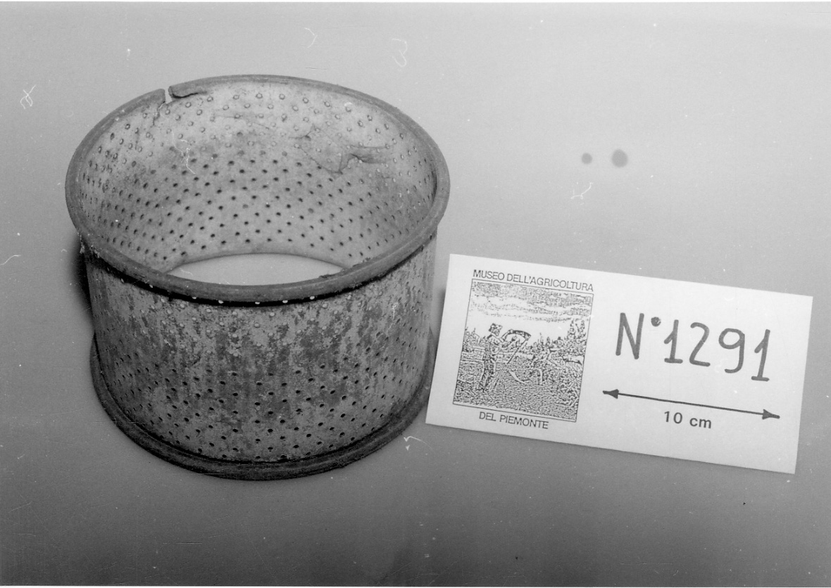 stampo per formaggio - produzione italiana (1950 ante)