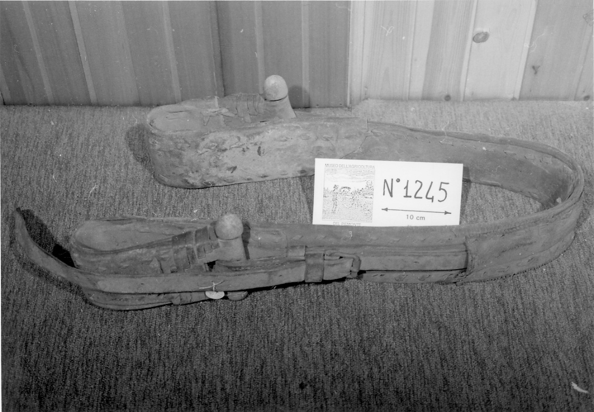 cinghia per animale - produzione piemontese (1950 ante)