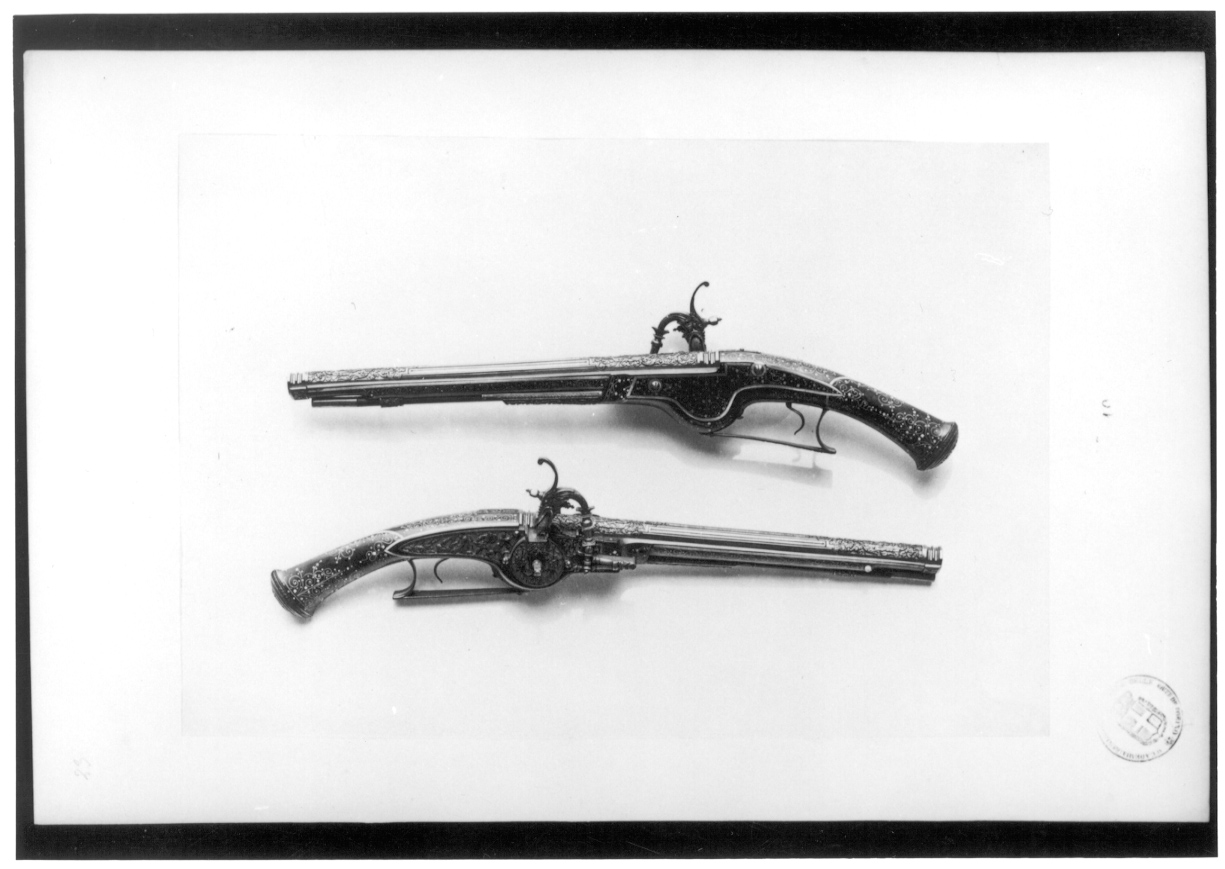 Torino - Armeria Reale - Armi da fuoco corte - Pistole - N27 - N28 - Emanuele Filiberto (positivo) di Anonimo (terzo quarto XIX)