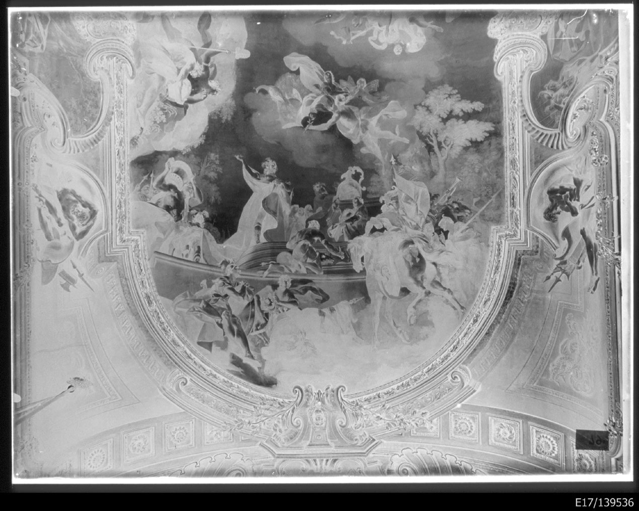 Torino - Armeria Reale - Interni - Galleria Beaumont - Affreschi (negativo) di Anonimo (prima metà XX)