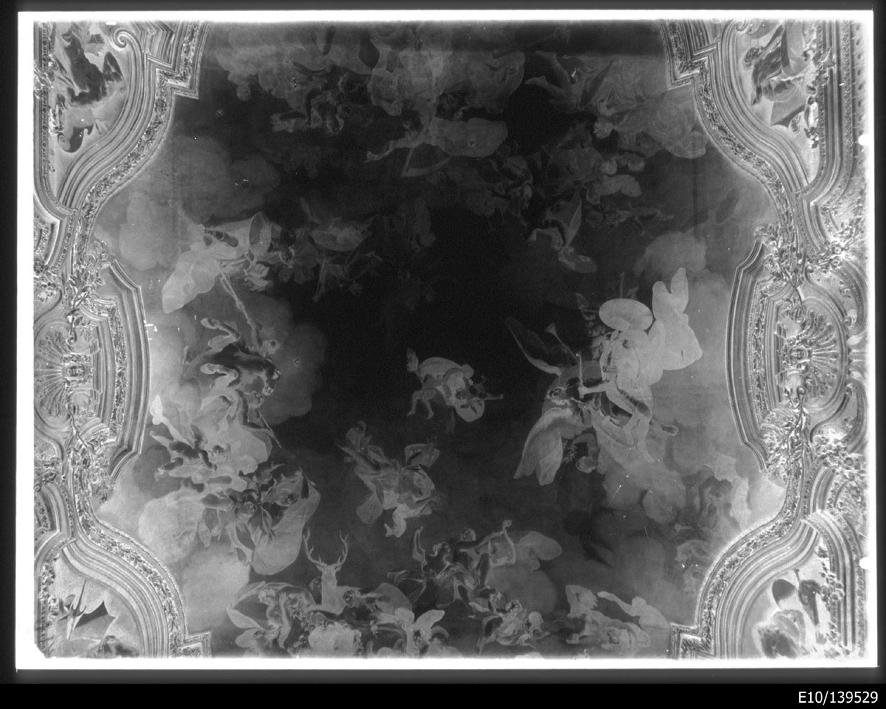 Torino - Armeria Reale - Interni - Galleria Beaumont - Affreschi (negativo) di Anonimo (prima metà XX)