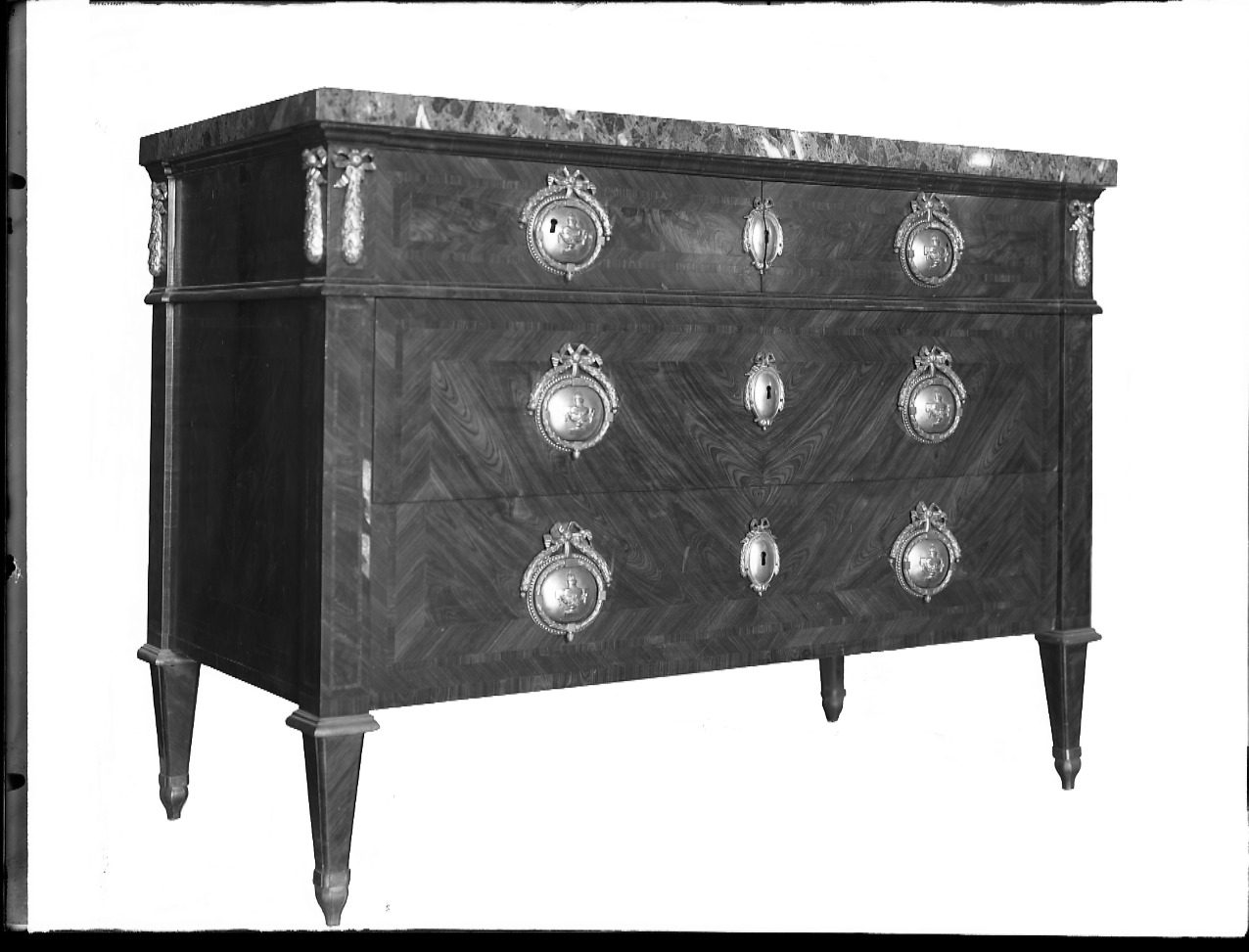 Arredi - Mobili (negativo) di Anonimo (terzo quarto XX)