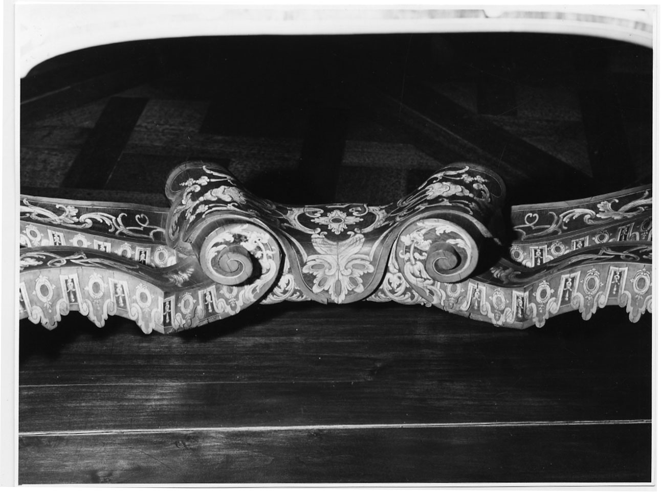 Ebanisti piemontesi - sec. XVIII - Piffetti, Pietro (positivo) di Rampazzi Giustino (terzo quarto XX)