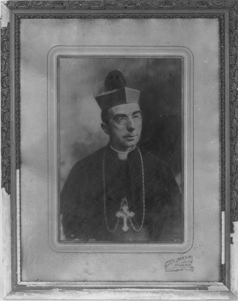 Ritratto del vescovo Natale Serafino (positivo) di Dotti & Bertini (primo quarto XX)