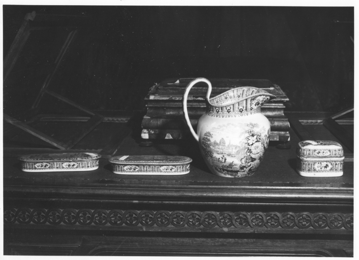 veduta di città (servizio da toeletta, insieme) - manifattura di Wedgwood (seconda metà sec. XIX)