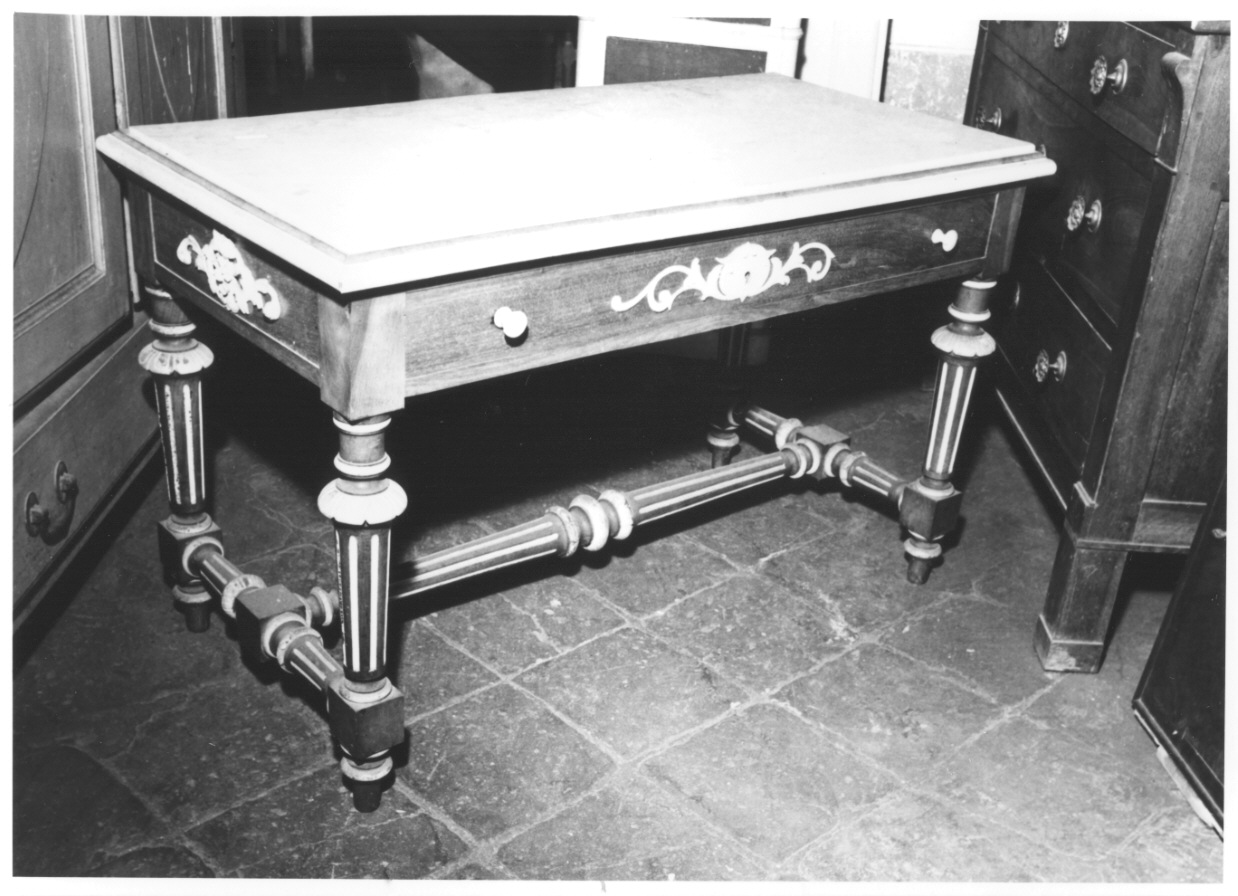 tavolo, opera isolata - bottega francese (?) (seconda metà sec. XIX)