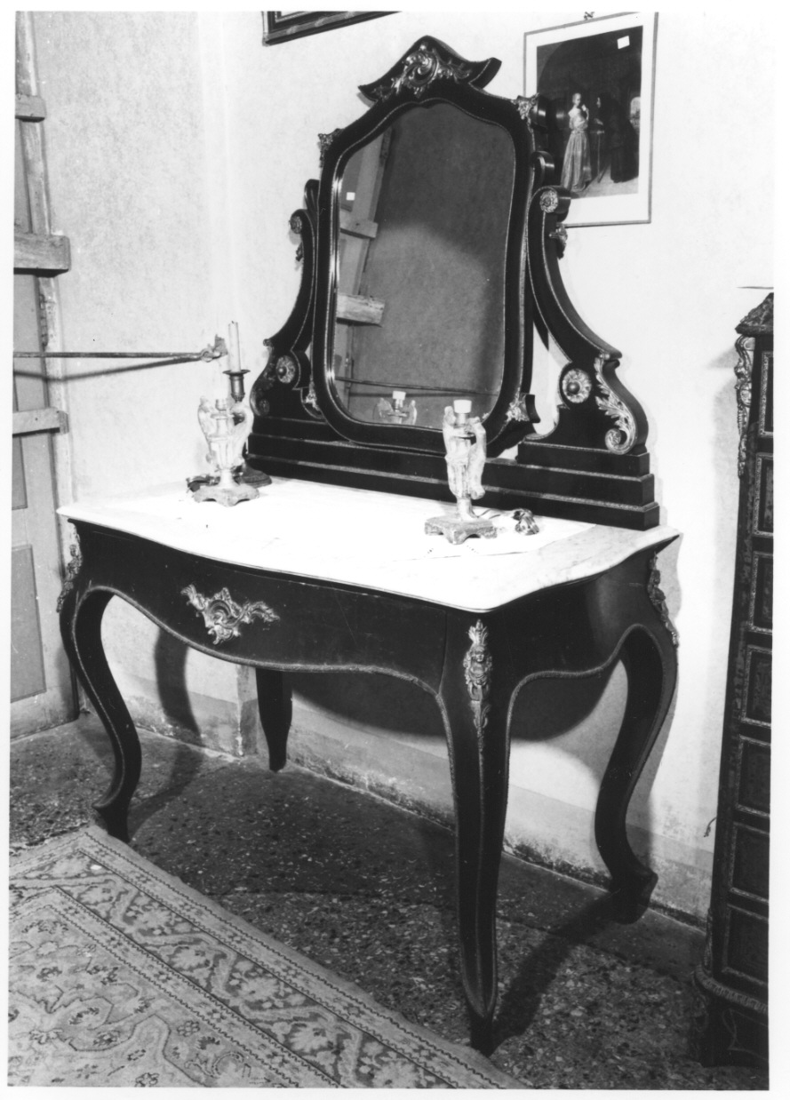 tavolino da toeletta, opera isolata - bottega piemontese (?) (seconda metà sec. XIX)