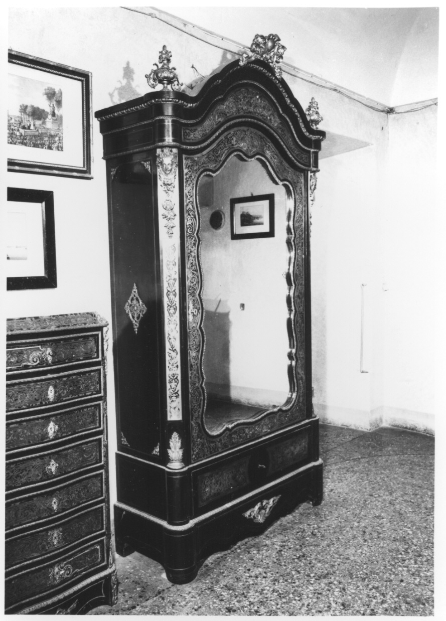 armadio, opera isolata - bottega piemontese (?) (seconda metà sec. XIX)