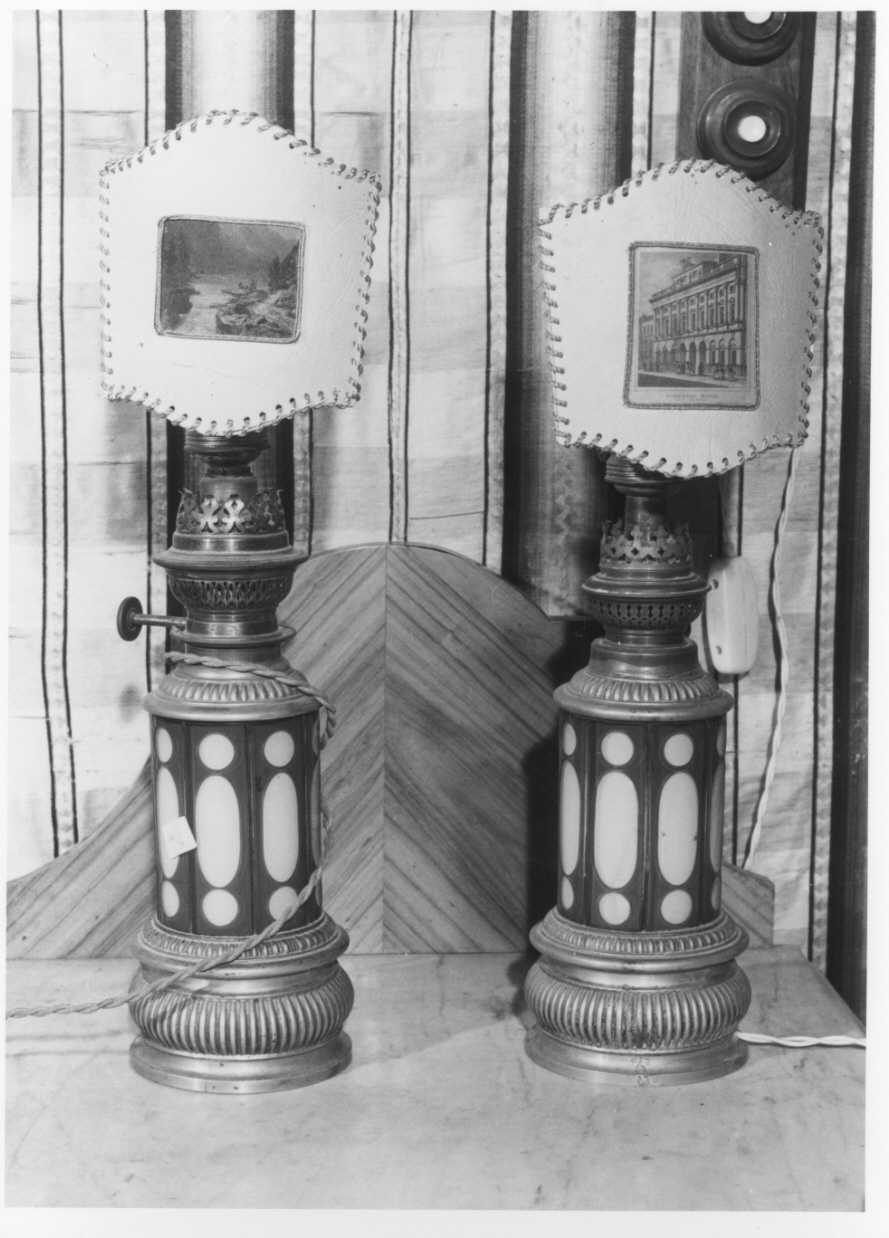 lampada da tavolo, serie - ambito europeo (fine/inizio secc. XIX/ XX)