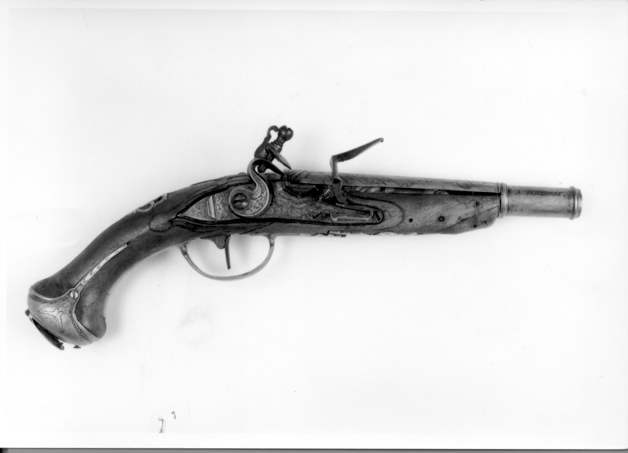 pistola, opera isolata - produzione tedesca (secc. XVIII/ XIX)