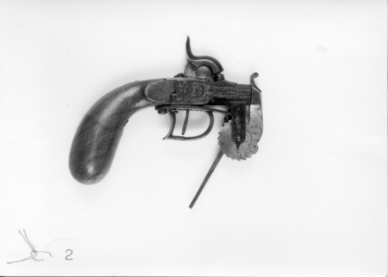 pistola, opera isolata - manifattura europea (fine/inizio secc. XIX/ XX)