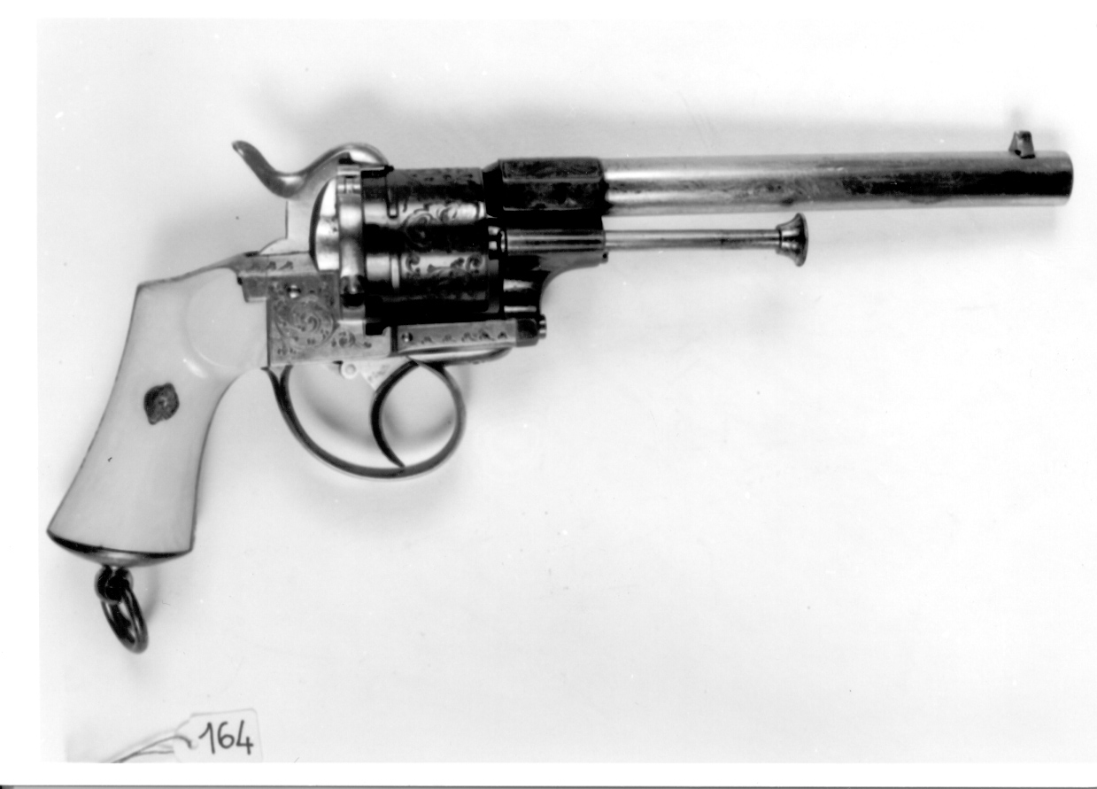 pistola, opera isolata di Lefacheux C (fine sec. XIX)