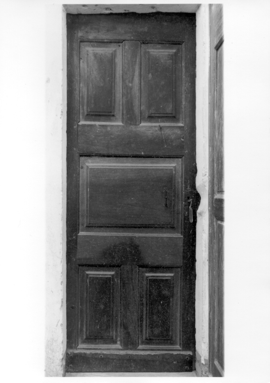 porta - ad un battente, opera isolata - ambito vercellese (prima metà sec. XIX)